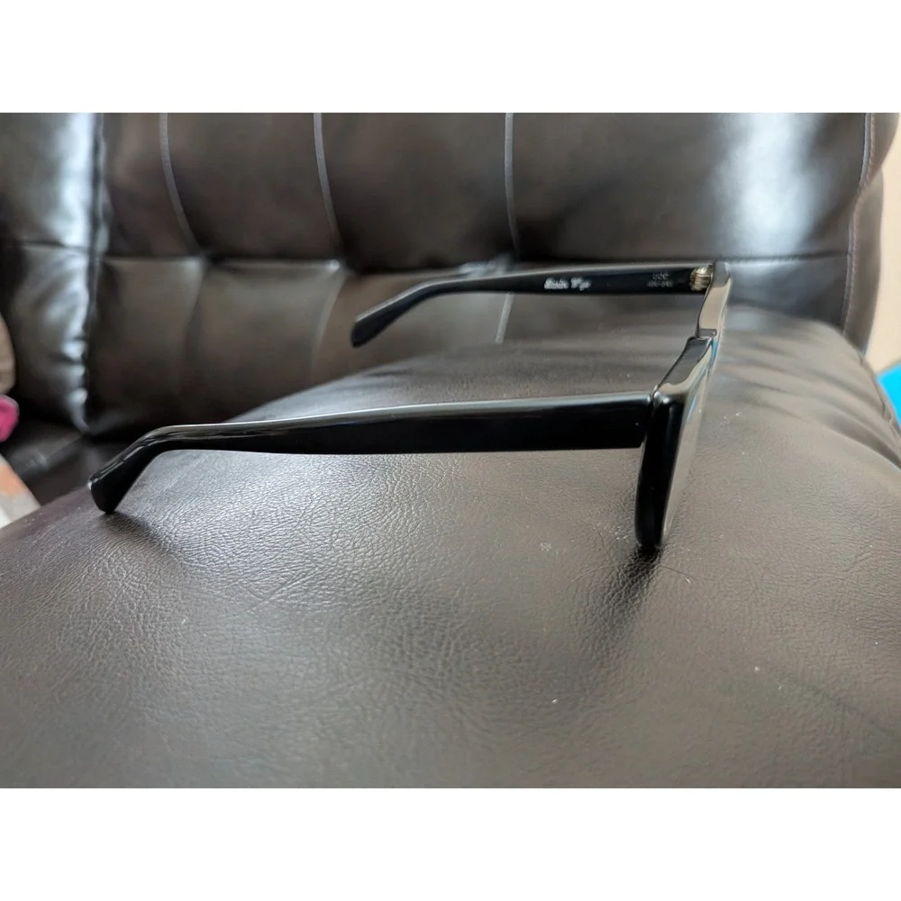 Vintage Universal Black Mens 5 3/4 Eye Glasses Frames 48-22